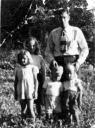 Walter poses with four of his children: Sandy, Sue, Wally and Wilma